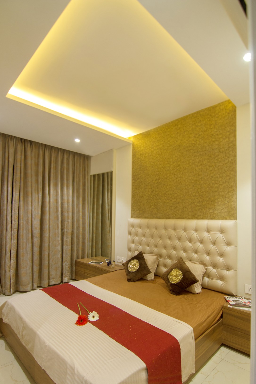 Master Bedroom (1).jpg